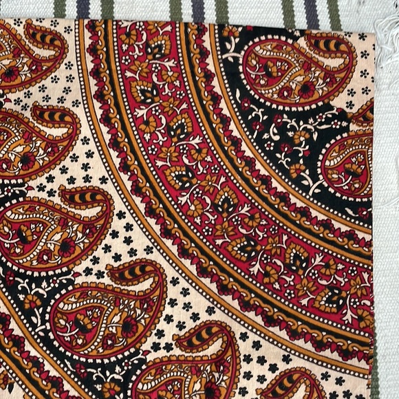 NWOT BoHo bedspread or wall hanging brown/black/mustard/multi color 64x90” - Picture 4 of 5